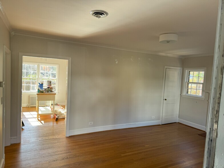 Living room from front - 302 Robertson Ave