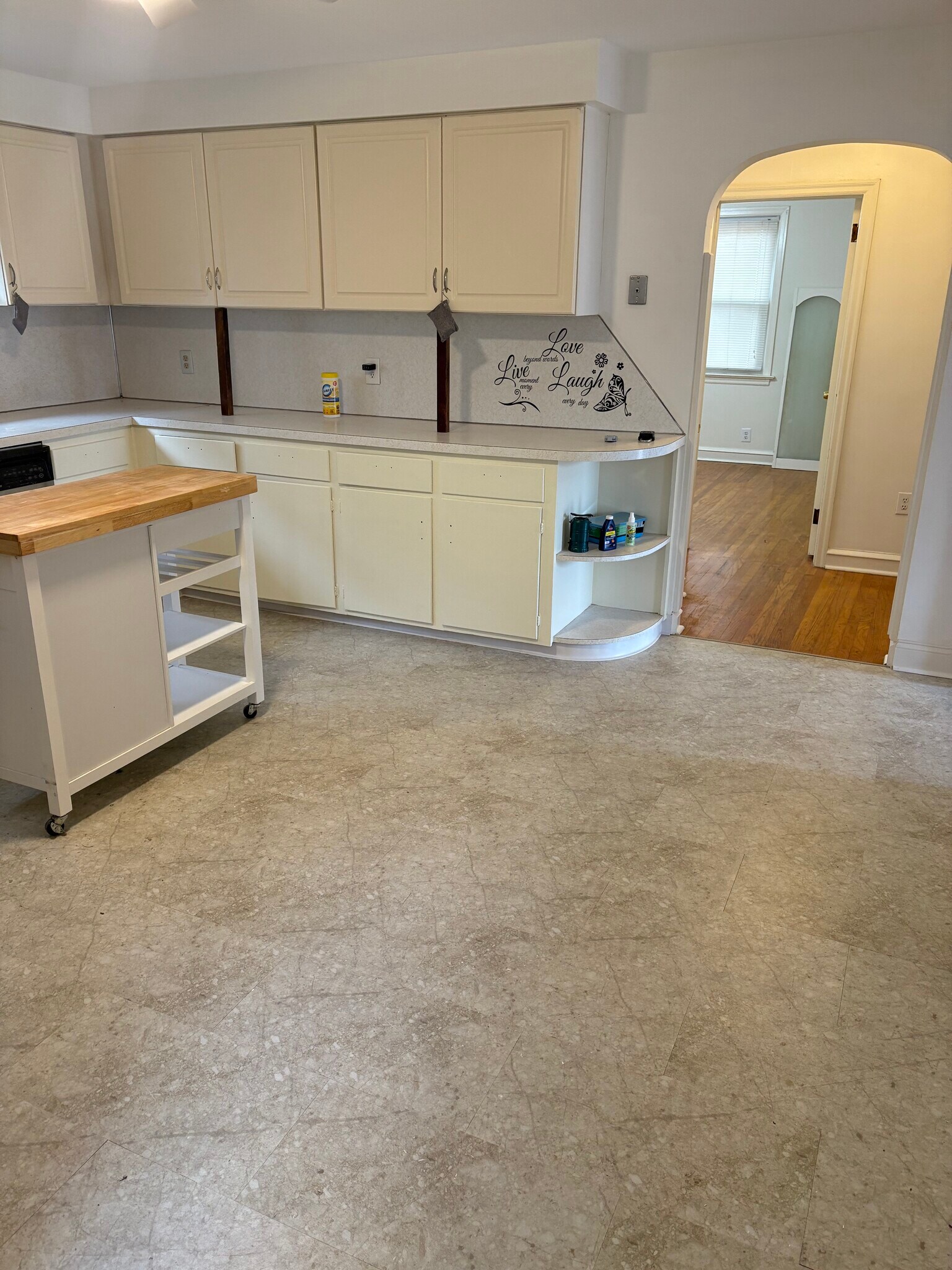 Building Photo - 644 Rosenthal Ave