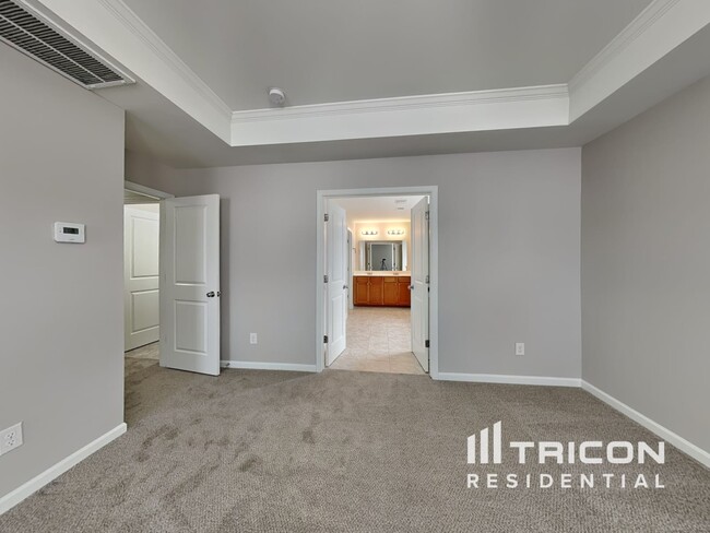 Building Photo - 143 Saye Pl