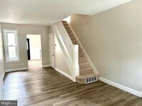 Building Photo - 521 S 17th St