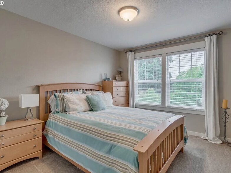 Building Photo - 2518 SE 58th Ave