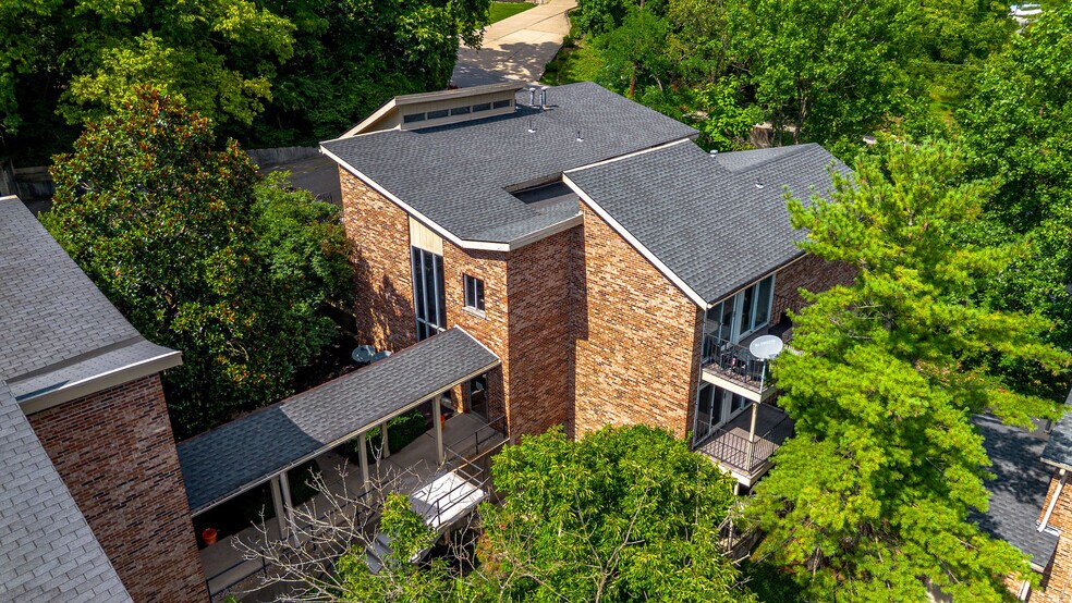 Building Photo - 3069 Alpine Ter