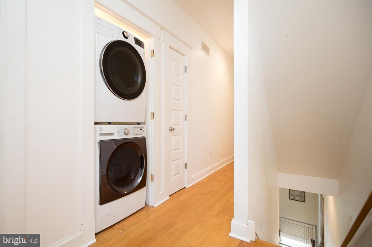 Building Photo - 4513 Silverwood St