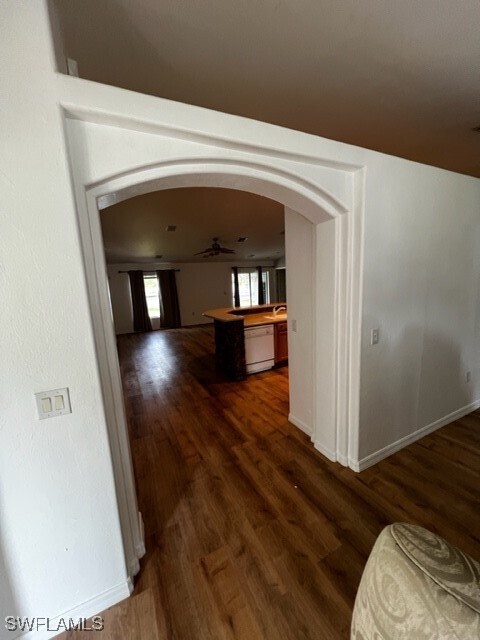 Building Photo - 15091 Hawks Shadow Dr