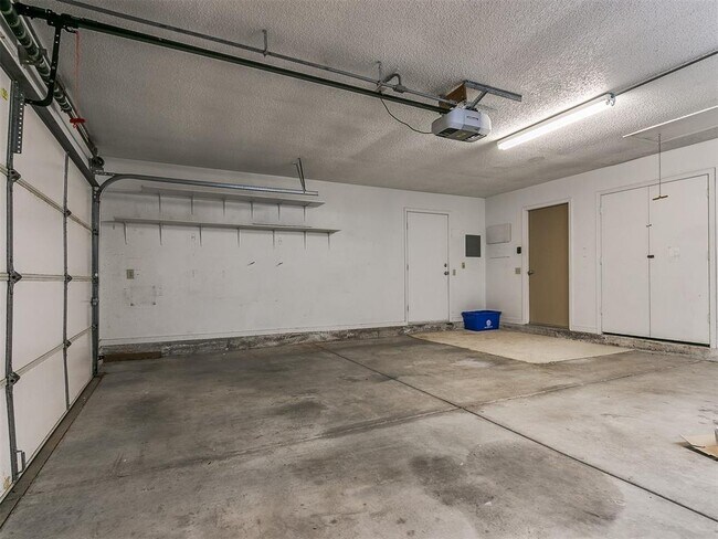 Building Photo - 11317 Windmill Pl