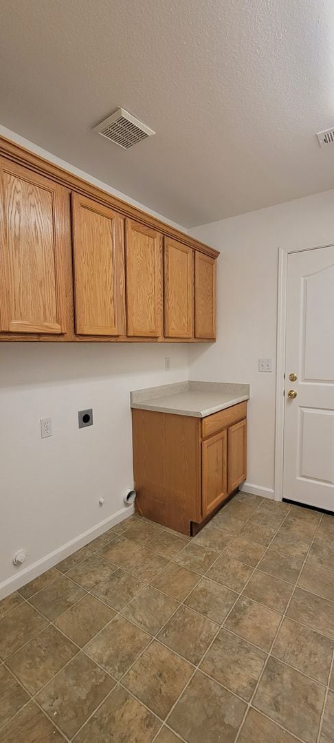 Building Photo - Great Anderson Location on Corner Lot, 3 Bedroom, 2 Bath Home