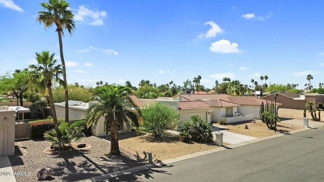 Building Photo - 25810 S Boxwood Dr