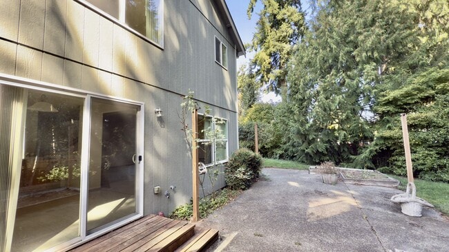 Building Photo - Tumwater 3 Bedroom plus Loft in Desirable ...