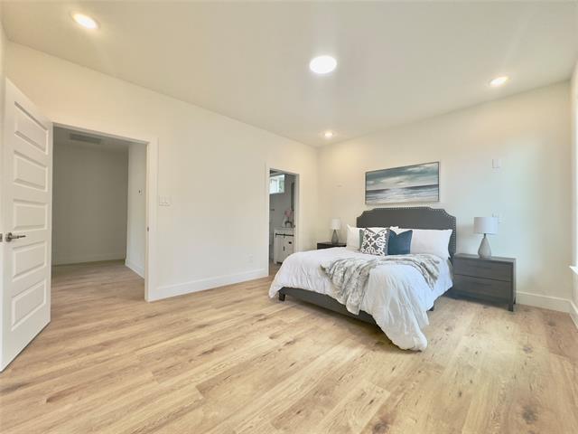 Building Photo - 3801 Carpenter Ave