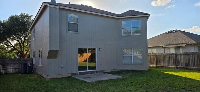 Building Photo - 3037 Bradford Park Dr