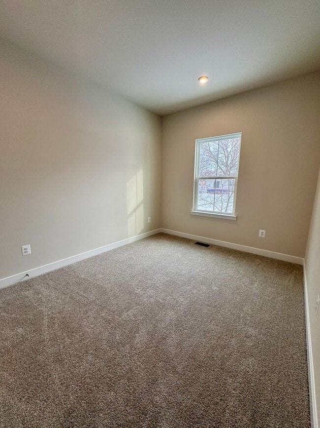 Building Photo - Brand New Townhouse in Wingate Subdivision