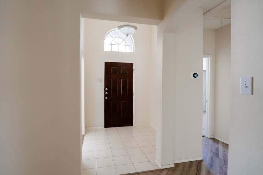 Building Photo - 11449 Pagewynne Dr