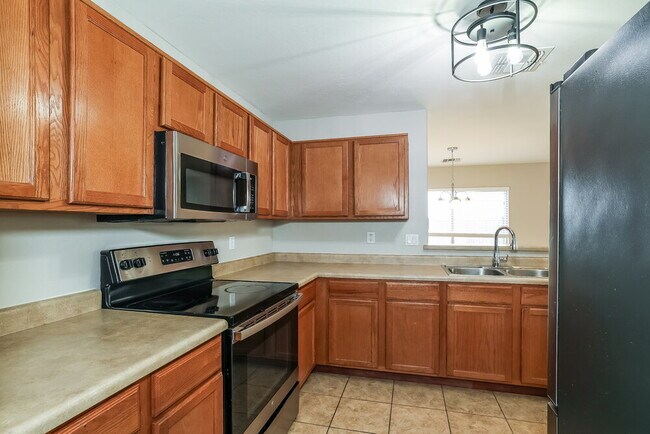 Building Photo - 22553 W Desert Bloom St