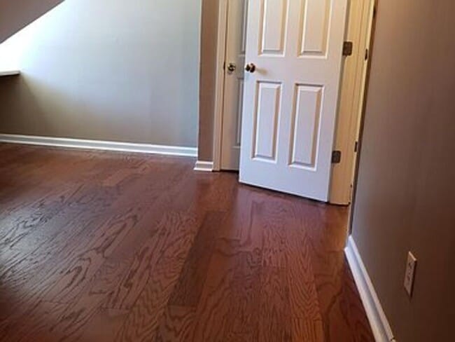 Building Photo - 2405 Leeward Ct