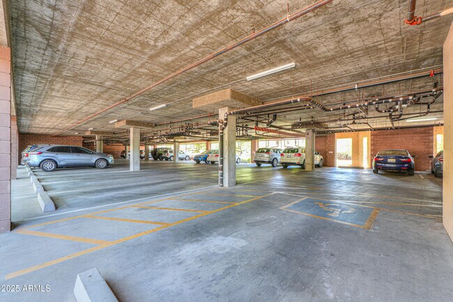 Building Photo - 9820 N Central Ave