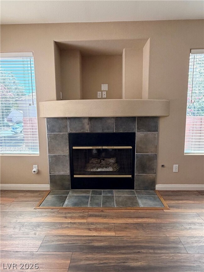 Building Photo - 212 Horizon Peak Dr
