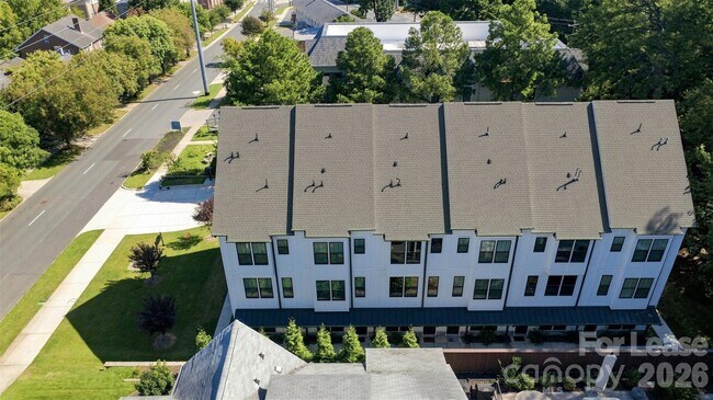 Building Photo - 1405 Kenilworth Ave