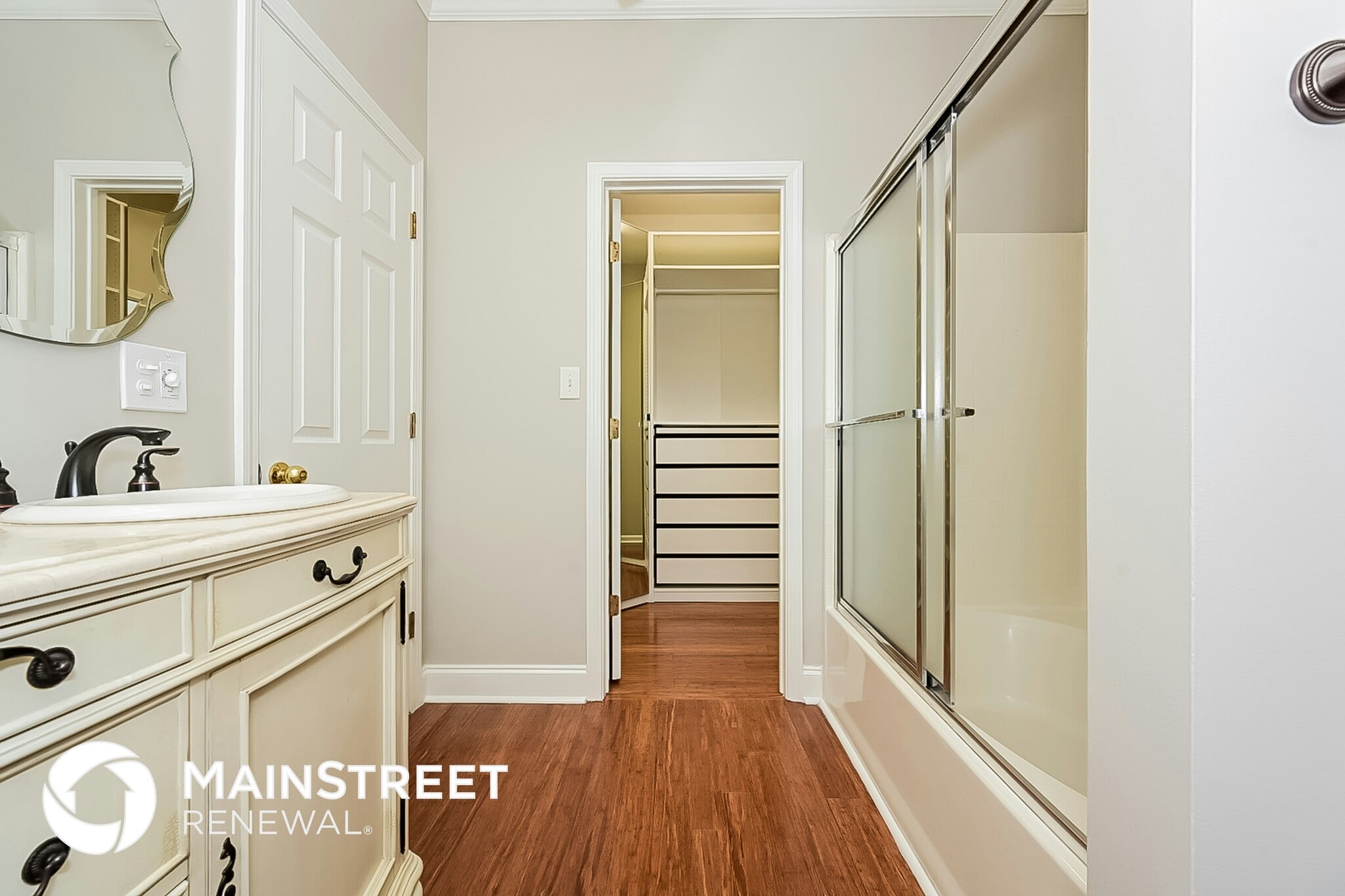 Building Photo - 107 Denham Square