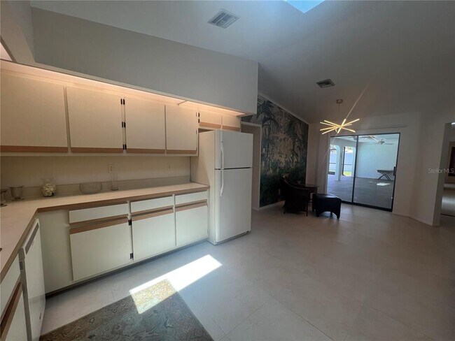 Building Photo - 21212 Burkhart Dr