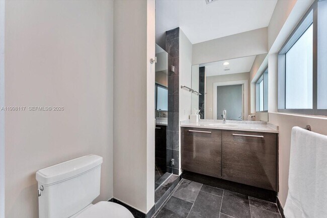 Building Photo - 900 Biscayne Blvd