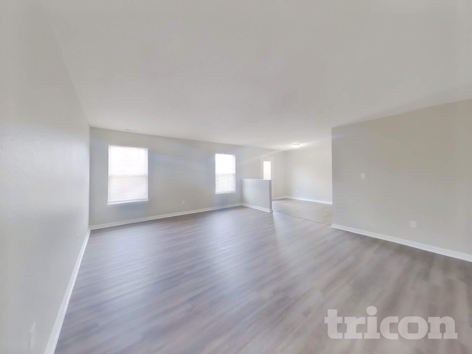 Building Photo - 703 Sweet Creek Dr