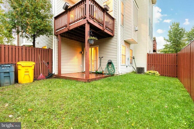 Building Photo - 2 Millhaven Ct