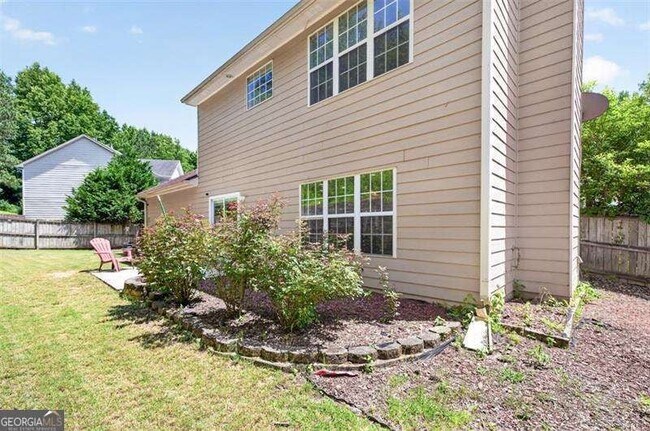 Building Photo - 2865 Stonehenge Ct