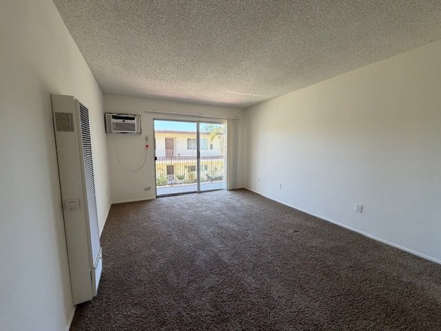 Building Photo - 1535 E Canfield Ln
