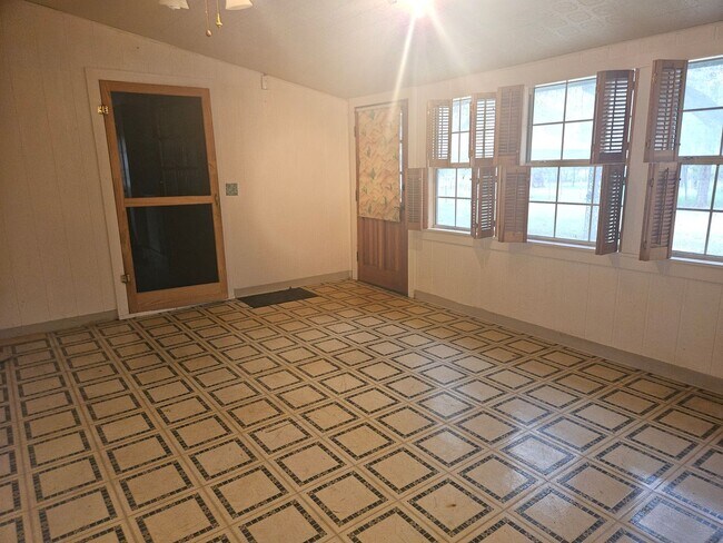 Building Photo - 18861 FM 2252