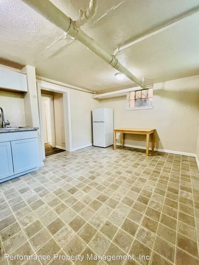 Building Photo - 1 br, 1 bath House - 1105 York St. #9