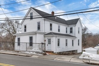 Building Photo - 73 Walnut St