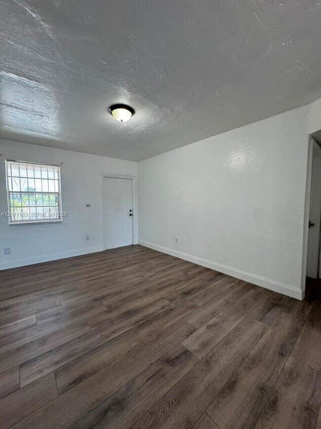Building Photo - 3227 NW 48th St