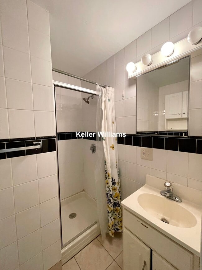 Building Photo - 50 Saint Germain St