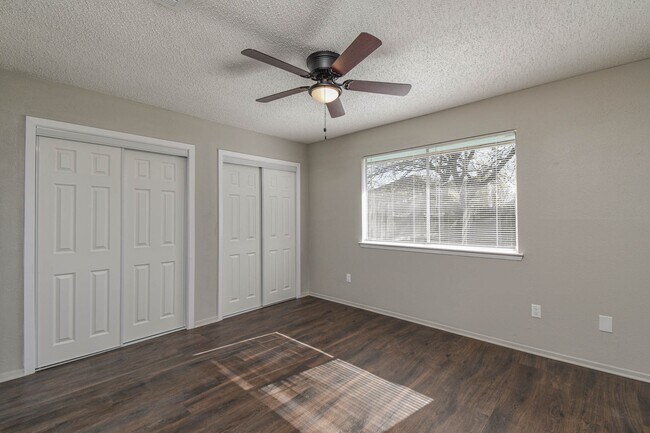 Building Photo - 3106 Raccoon Run