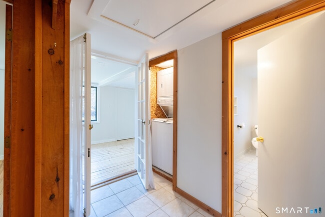 Building Photo - 1 Long Wall Rd