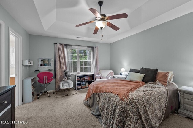 Building Photo - 1006 Hollyfield Ct