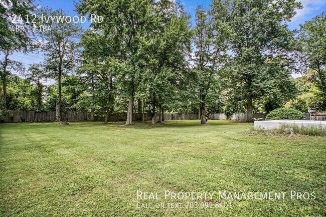 Building Photo - 2412 Ivywood Rd