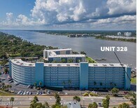 Building Photo - 100 Silver Beach Ave