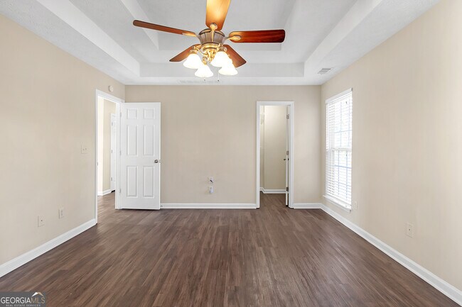Building Photo - 449 Savannah Pl