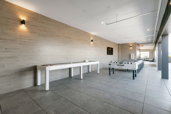 Building Photo - 1 Bedroom in Northern Liberties - Parking Available