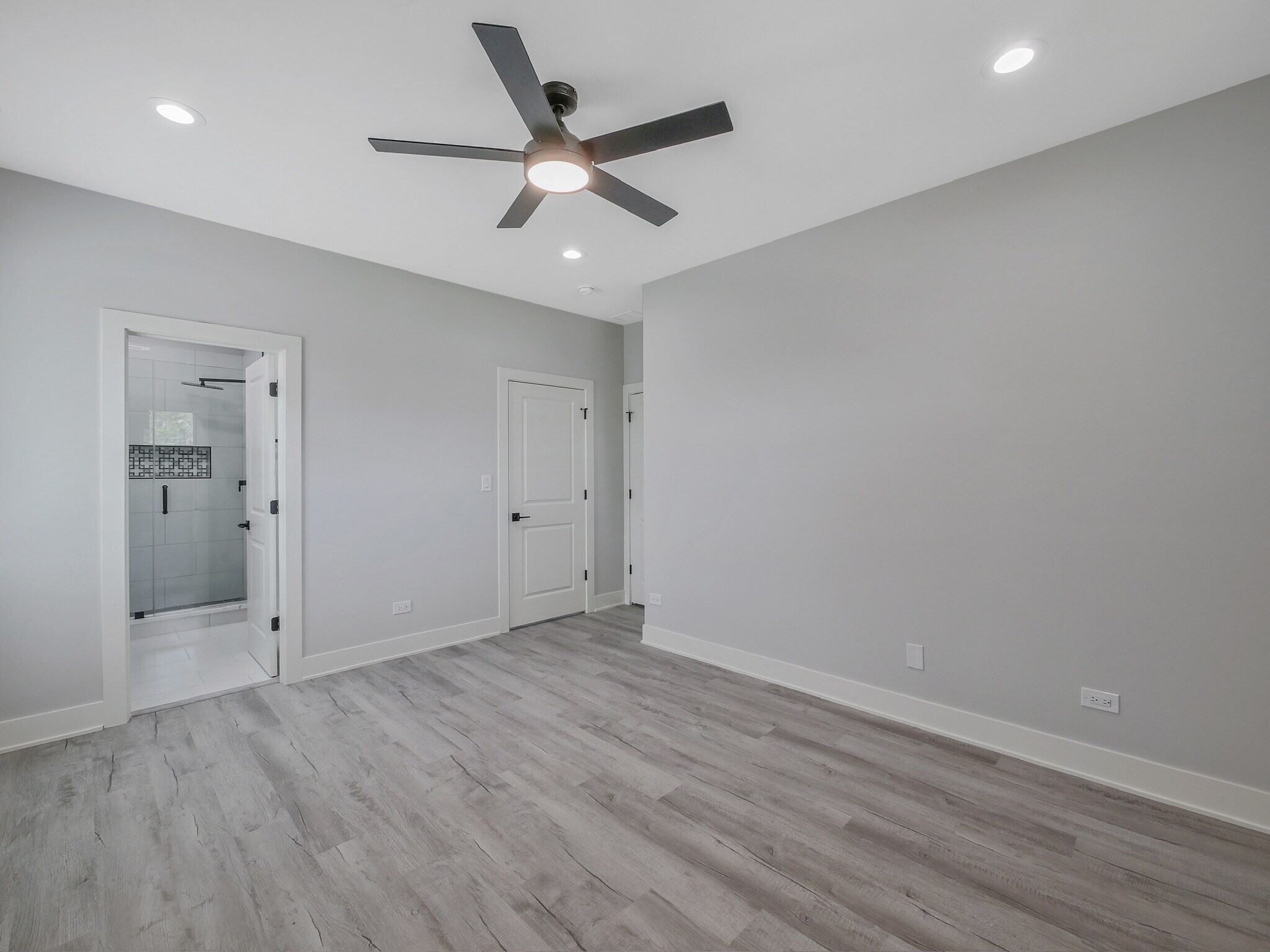Building Photo - 1139 S Mozart St