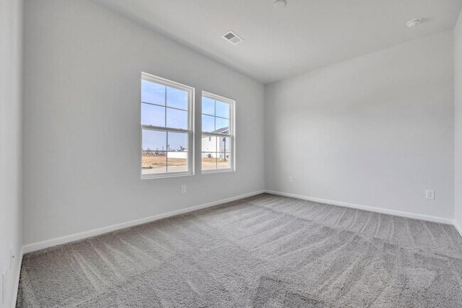 Building Photo - 1464 Bellaria Wy