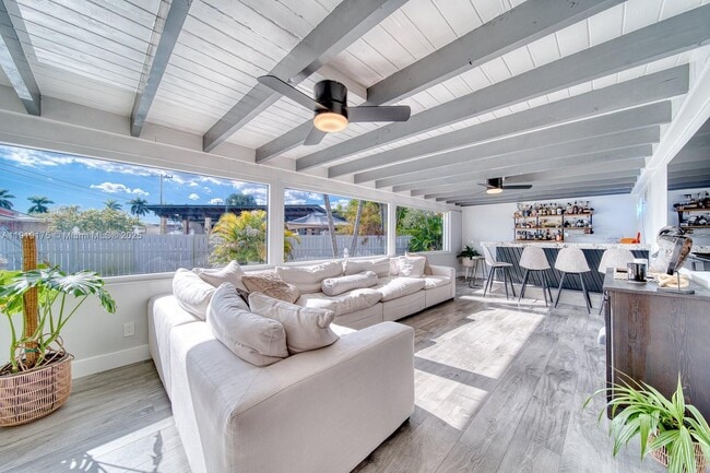 Building Photo - 10520 SW 46th Terrace