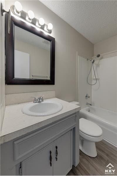 Building Photo - 717 N Dougherty Ave