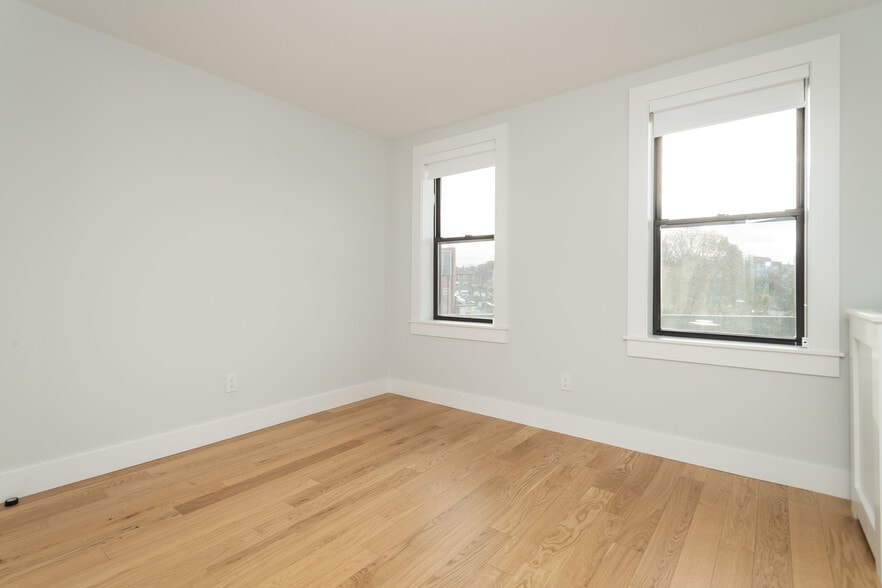 Building Photo - 8 Elko St