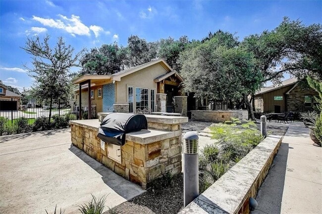 Building Photo - 12204 Barras Branch Dr