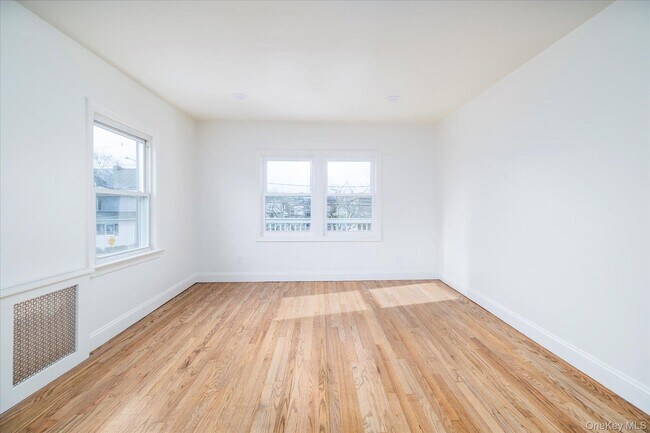 Building Photo - 9 Hanover Pl