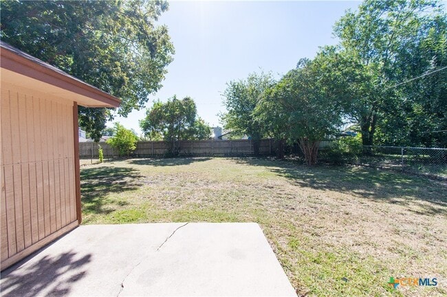 Building Photo - 2608 Tracey Cir