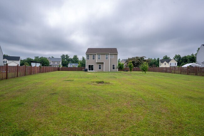 Building Photo - 108 Willard Way