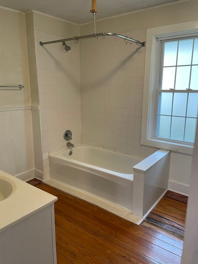 Building Photo - 1700 Riverside Ave